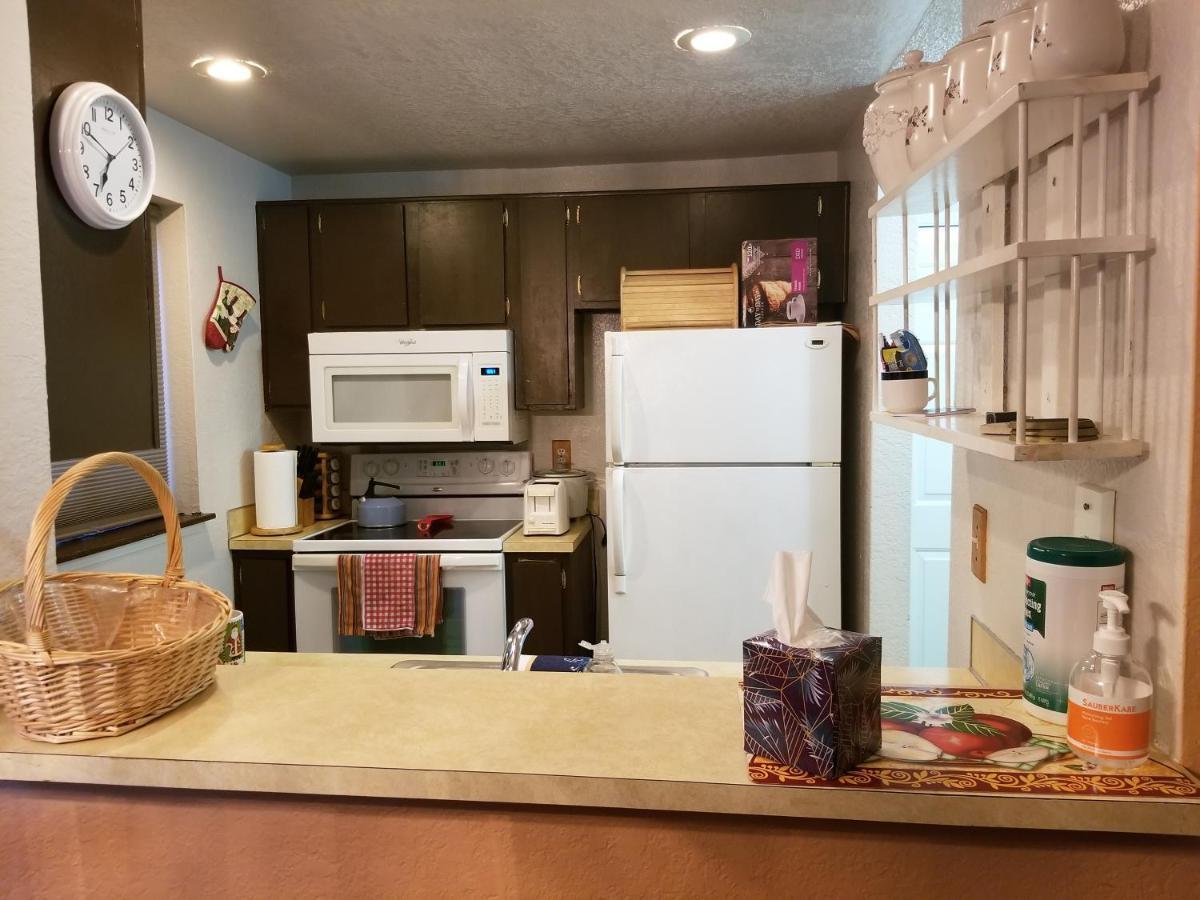 Lovely One Bedroom Condo With Indoor Fireplace. Federal Way Esterno foto
